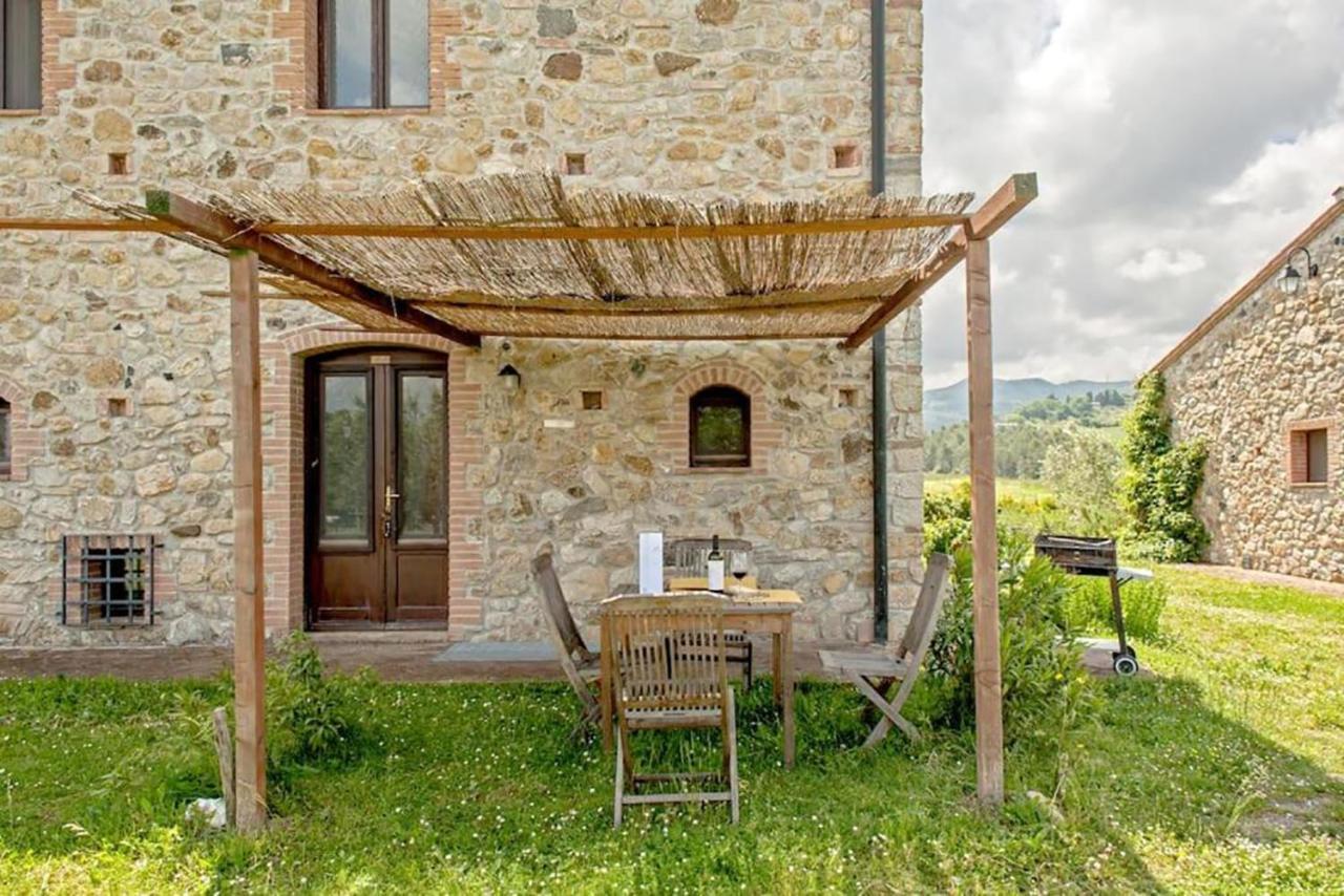 Agriturismo Fattoria Di Statiano Pomarance Kültér fotó
