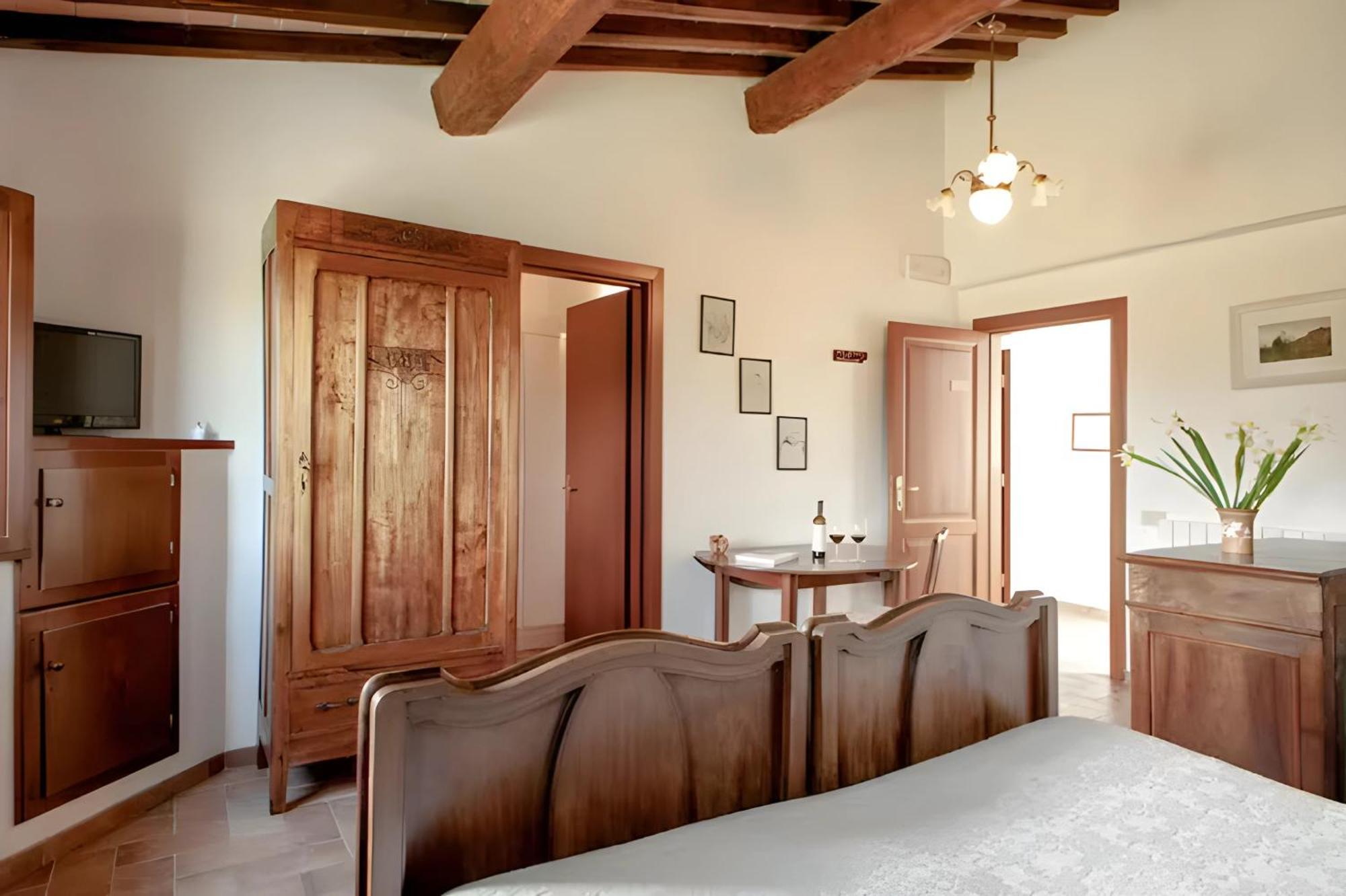 Agriturismo Fattoria Di Statiano Pomarance Kültér fotó